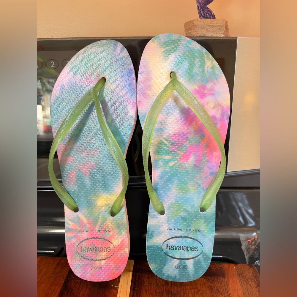 Tie Die Havaianas Sandals